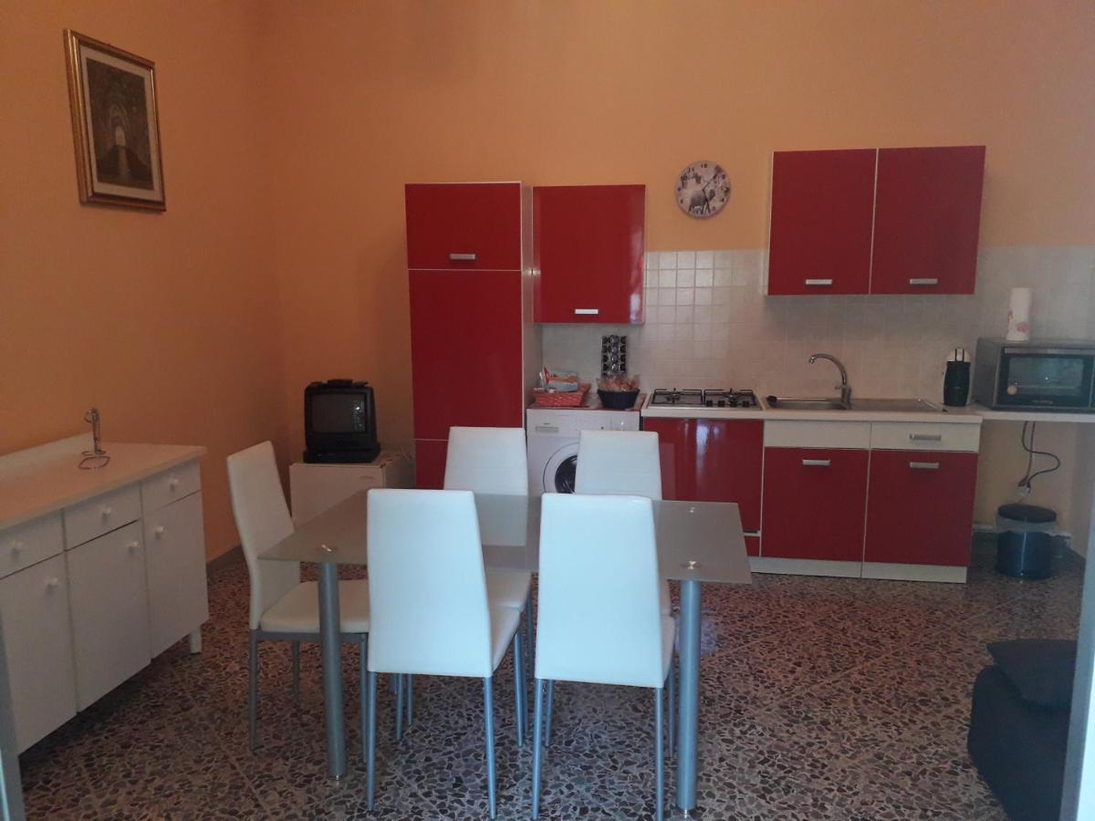 Collemeto Casa Vacanza "Lo Vita" Appartamento "Alessia" Galatina מראה חיצוני תמונה